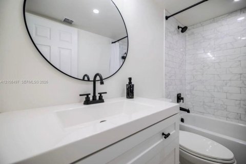 Copropriété à vendre à Davie, Floride: 3 chambres, 102.19 m2 № 2429749 - photo 13