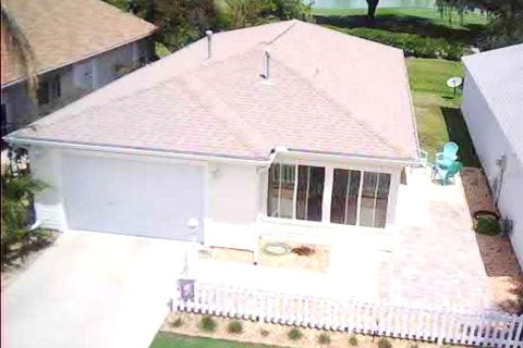 Villa ou maison à The Villages, Floride 2 chambres, 111.3 m2 № 2349377