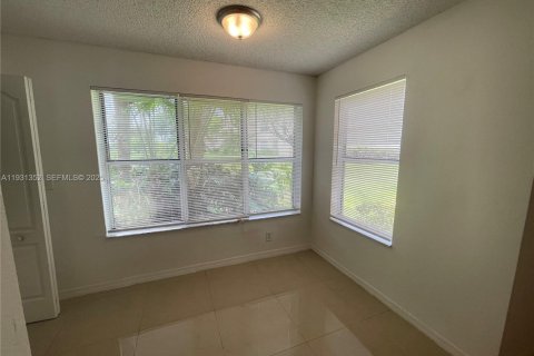Apartment in Margate, Florida 1 bedroom, 66.15 sq.m. № 1989996 - photo 12
