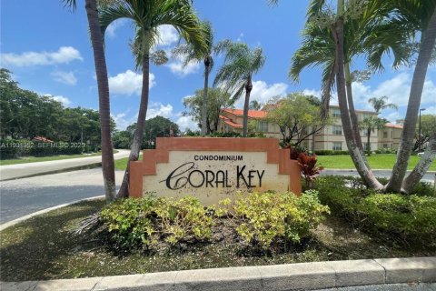 Apartment in Margate, Florida 1 bedroom, 66.15 sq.m. № 1989996