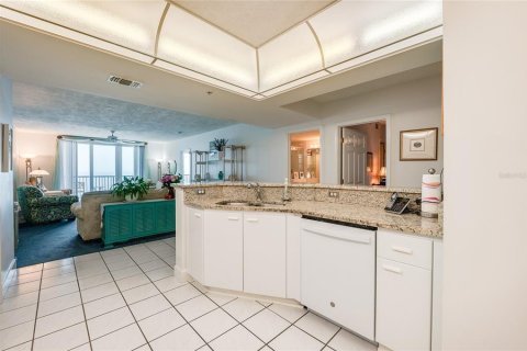 Condominio en venta en Port Orange, Florida, 3 dormitorios, 212.75 m2 № 2103878 - foto 12