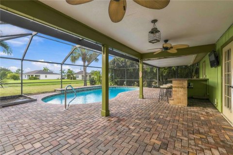 Villa ou maison à vendre à Punta Gorda, Floride: 3 chambres, 167.22 m2 № 2421794 - photo 5