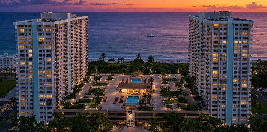 Condo in Hollywood, Florida, 1 bedroom  № 2305105