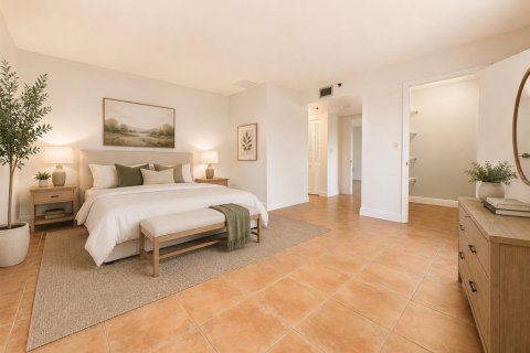 Condo in Hollywood, Florida, 1 bedroom  № 2305105 - photo 4