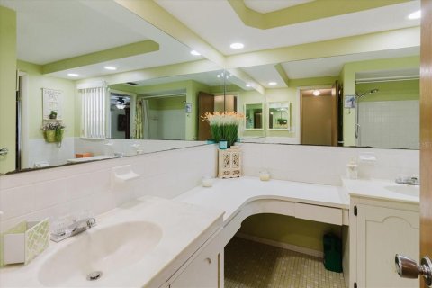 Casa en venta en Holiday, Florida, 2 dormitorios, 129.41 m2 № 1904979 - foto 23