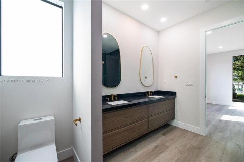 Купить виллу или дом в Майами, Флорида 4 спальни, № 1972623 - фото 23