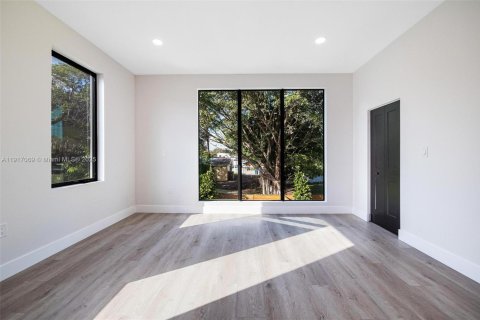 Купить виллу или дом в Майами, Флорида 4 спальни, № 1972623 - фото 20