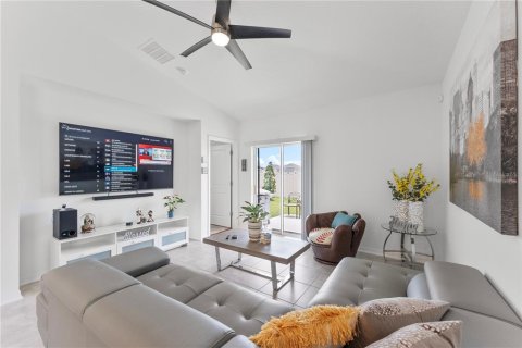 Villa ou maison à vendre à Kissimmee, Floride: 3 chambres, 117.71 m2 № 1820521 - photo 16
