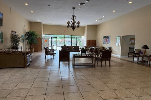 Villa ou maison à vendre à North Lauderdale, Floride: 2 chambres, 89.37 m2 № 1938013 - photo 29