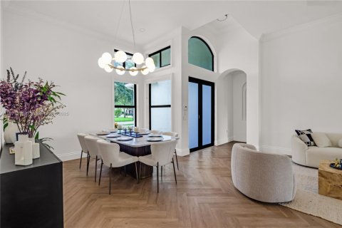 Villa ou maison à louer à Miramar, Floride: 5 chambres, 264.21 m2 № 1919974 - photo 11