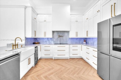 Villa ou maison à louer à Miramar, Floride: 5 chambres, 264.21 m2 № 1919974 - photo 14