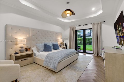 Villa ou maison à louer à Miramar, Floride: 5 chambres, 264.21 m2 № 1919974 - photo 28