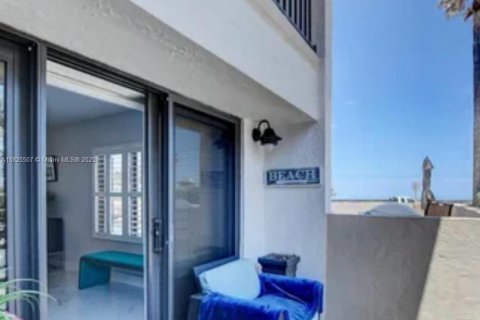 Condominio en alquiler en Deerfield Beach, Florida, 2 dormitorios, 153.29 m2 № 1938168 - foto 7