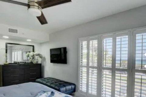 Condominio en alquiler en Deerfield Beach, Florida, 2 dormitorios, 153.29 m2 № 1938168 - foto 1