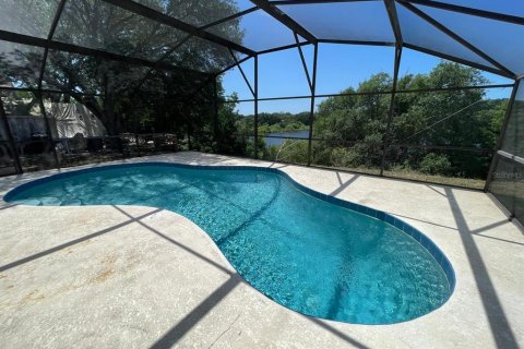 House in Orlando, Florida 3 bedrooms, 119.57 sq.m. № 1624909 - photo 2