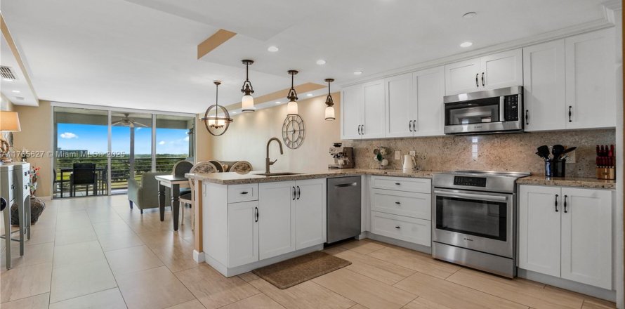 Condominio en Pompano Beach, Florida, 3 dormitorios № 1860781