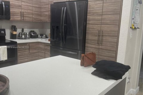 Touwnhouse à louer à Miami Lakes, Floride: 2 chambres № 1932052 - photo 8