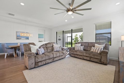 Villa ou maison à louer à Bradenton, Floride: 3 chambres, 204.57 m2 № 2429253 - photo 13