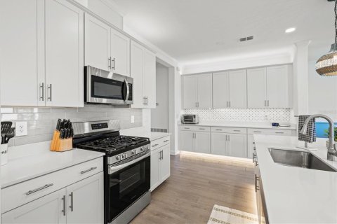Villa ou maison à louer à Bradenton, Floride: 3 chambres, 204.57 m2 № 2429253 - photo 9