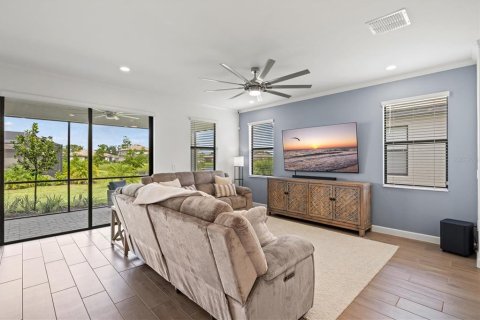 Villa ou maison à louer à Bradenton, Floride: 3 chambres, 204.57 m2 № 2429253 - photo 11