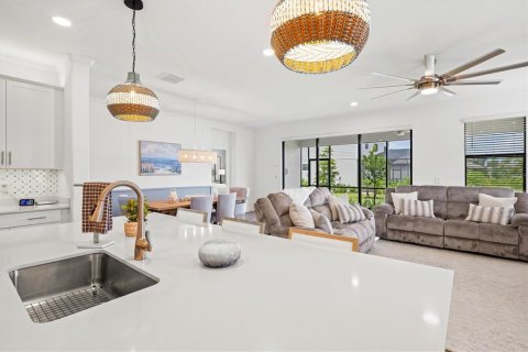 Villa ou maison à louer à Bradenton, Floride: 3 chambres, 204.57 m2 № 2429253 - photo 10
