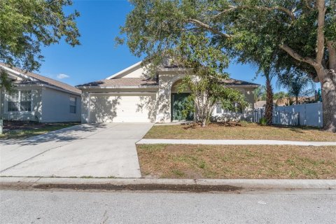 Casa en Riverview, Florida 4 dormitorios, 181.72 m2 № 2111361