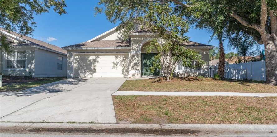 Casa en Riverview, Florida 4 dormitorios, 181.72 m2 № 2111361