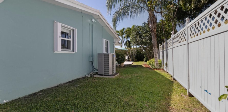 Villa ou maison à Fort Lauderdale, Floride 3 chambres, 139.35 m2 № 1187036