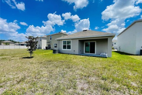 House in Wimauma, Florida 3 bedrooms, 140.84 sq.m. № 2211782 - photo 16