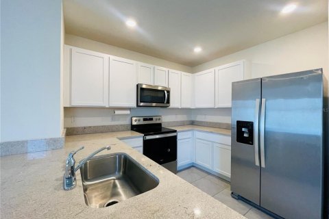 House in Wimauma, Florida 3 bedrooms, 140.84 sq.m. № 2211782 - photo 15