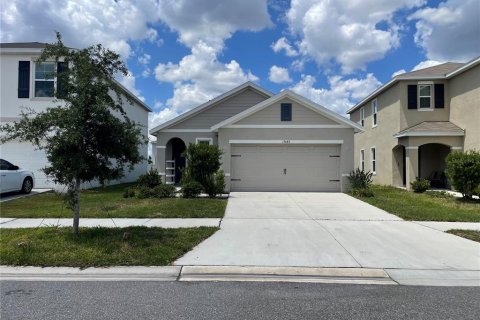 House in Wimauma, Florida 3 bedrooms, 140.84 sq.m. № 2211782