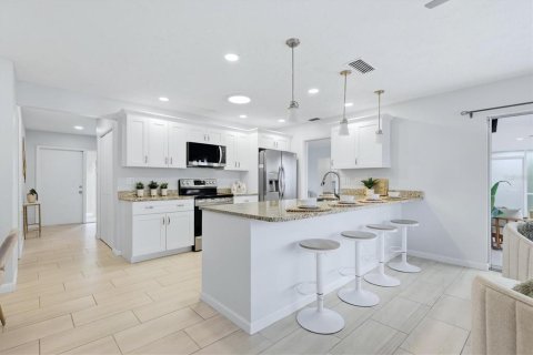 Villa ou maison à vendre à Venice, Floride: 2 chambres, 162.67 m2 № 2406775 - photo 30