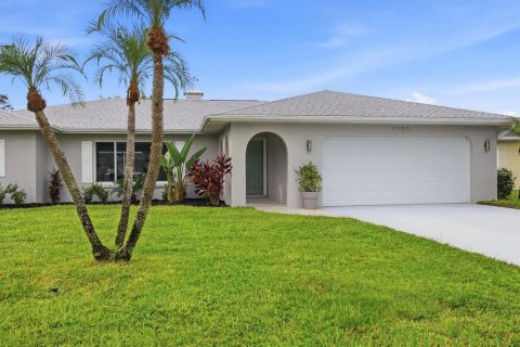 Villa ou maison à vendre à Venice, Floride: 2 chambres, 162.67 m2 № 2406775 - photo 3