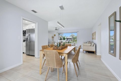 Villa ou maison à vendre à Venice, Floride: 2 chambres, 162.67 m2 № 2406775 - photo 11