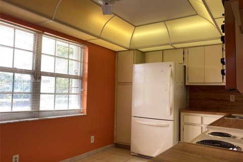 Copropriété à vendre à Pompano Beach, Floride: 3 chambres, 150.5 m2 № 1971642 - photo 3