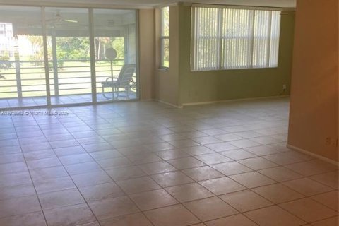Copropriété à vendre à Pompano Beach, Floride: 3 chambres, 150.5 m2 № 1971642 - photo 2