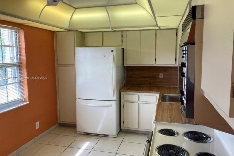 Copropriété à vendre à Pompano Beach, Floride: 3 chambres, 150.5 m2 № 1971642 - photo 6