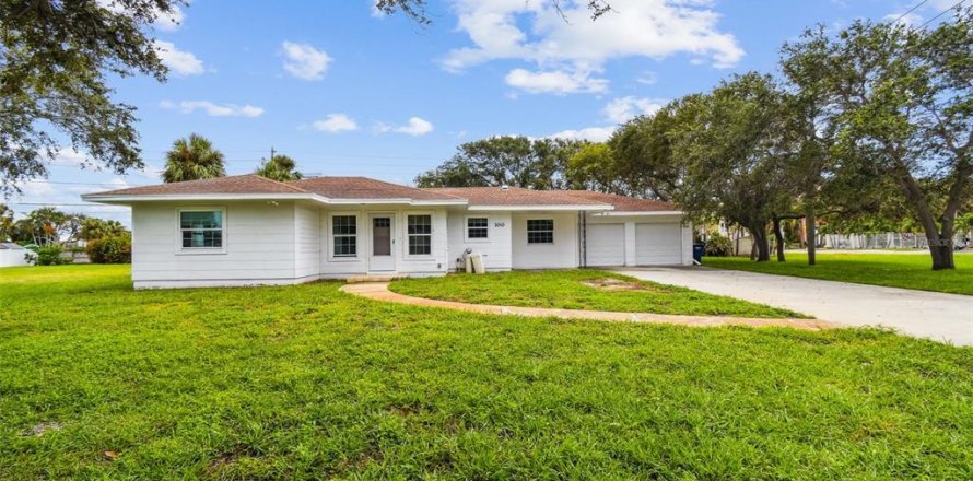 Casa en Belleair Beach, Florida 3 dormitorios, 173.26 m2 № 1904325