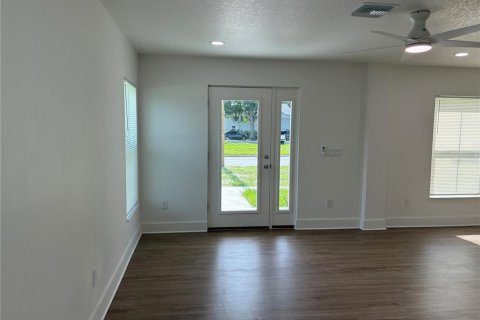Appartement à louer à Saint Petersburg, Floride: 3 chambres, 126.72 m2 № 1820794 - photo 3