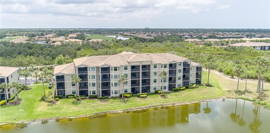 Condo in Bradenton, Florida, 2 bedrooms № 1687161
