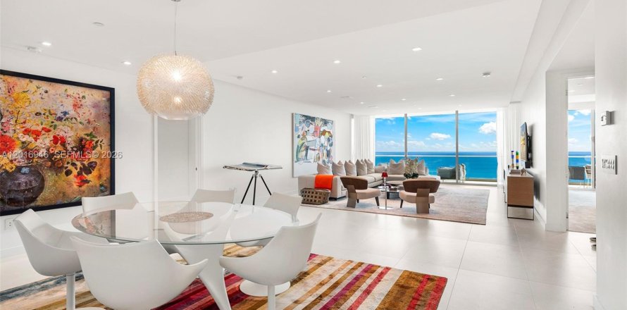 Condo à Bal Harbour, Floride, 2 chambres  № 2247514