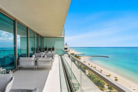 Copropriété à vendre à Bal Harbour, Floride: 2 chambres, 243.87 m2 № 2247514 - photo 5
