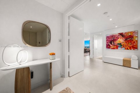 Copropriété à vendre à Bal Harbour, Floride: 2 chambres, 243.87 m2 № 2247514 - photo 22