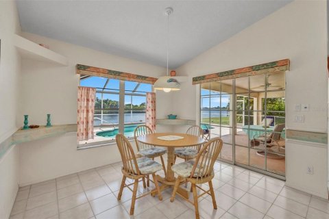 House in Port Charlotte, Florida 3 bedrooms, 182.18 sq.m. № 1852796 - photo 14