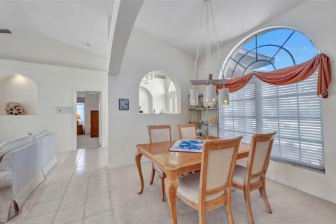 House in Port Charlotte, Florida 3 bedrooms, 182.18 sq.m. № 1852796 - photo 8