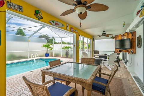 House in Hudson, Florida 3 bedrooms, 163.23 sq.m. № 1912649 - photo 27