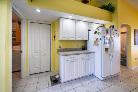 House in Hudson, Florida 3 bedrooms, 163.23 sq.m. № 1912649 - photo 10