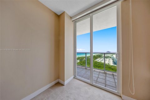Купить кондоминиум в Санни-Айлс-Бич, Флорида 2 спальни, 126.07м2, № 1934012 - фото 14