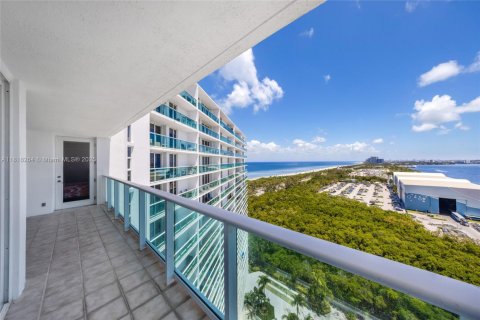 Купить кондоминиум в Санни-Айлс-Бич, Флорида 2 спальни, 126.07м2, № 1934012 - фото 3