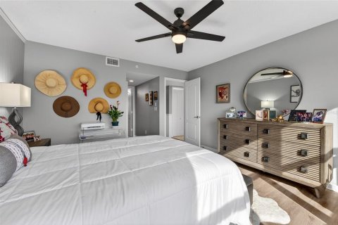 Condo in Daytona Beach, Florida, 3 bedrooms № 2196795 - photo 21